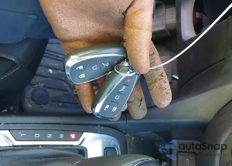 2020 Chevrolet Equinox Awd Lt 1.5L Turbo from USA, damaged, VIN 2GNAXUEV3L6152286